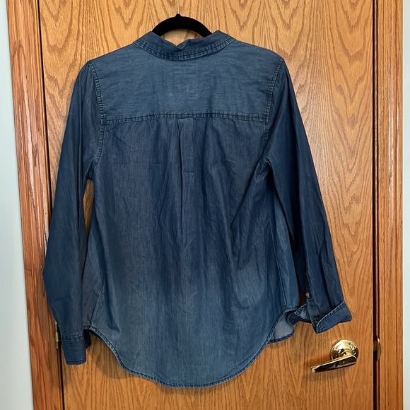 So denim button up top - size small NWOT - Picture 5 of 5